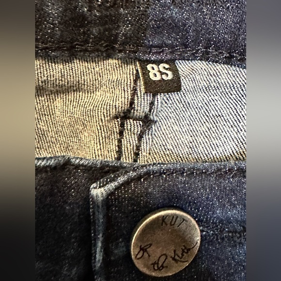 KUT FROM THE KLOTH Dark Wash Baby Bootcut Cotton Blend Denim Jean Pants Size 8 - Picture 3 of 4